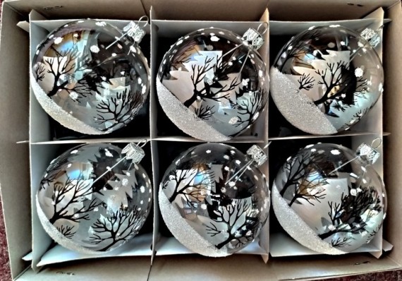 KOULE, SKLENĚNÁ VÁNOČNÍ OZDOBA, ČIRÁ, MOTIV STROMŮ