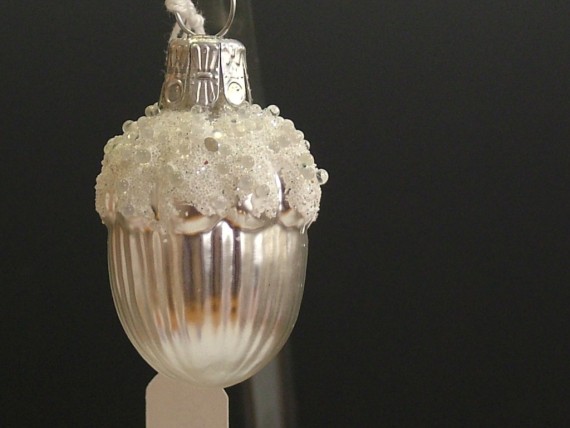 ŽALUD MALÝ, FORMA, BÍLÝ MAT, DEKOR