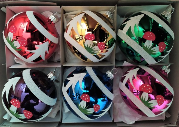 KOULE, SKLENĚNÁ, HLADKÁ, LESK, BARVA ASS, BAREVNÝ DEKOR, MOTIV LESA (STROMY, HOUBY)