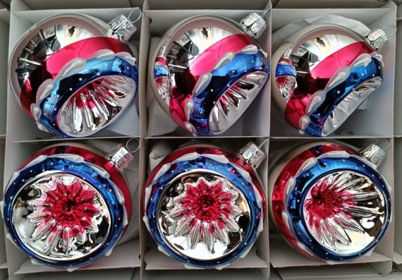 KOULE TLAČENÝ REFLEKTOR, SKLENĚNÁ, STŘÍBŘENÁ, BAREVNÝ DEKOR