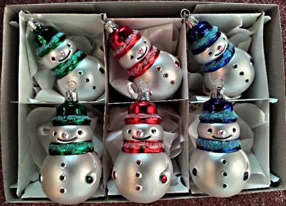 SNĚHULÁK MALÝ, FORMA, BÍLÝ, ŠÁLA BARVA ASS, MAT, DEKOR