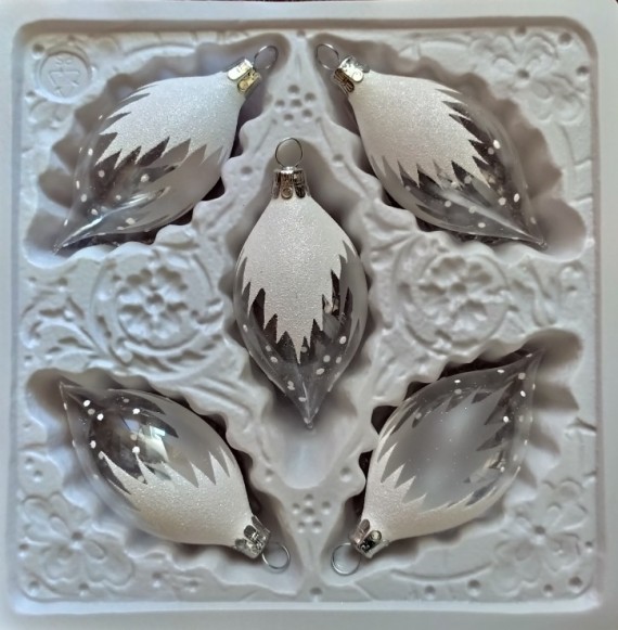 OLIVA, SKLENĚNÁ VÁNOČNÍ OZDOBA, ČIRÁ, BÍLÝ DEKOR