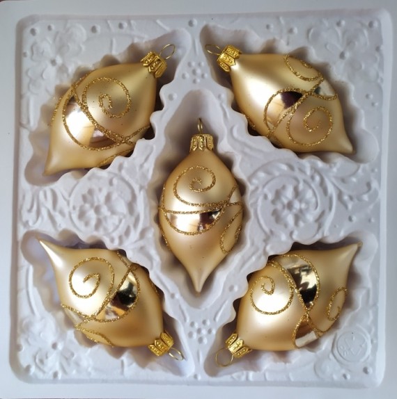 OLIVA, SKLENĚNÁ VÁNOČNÍ OZDOBA, ZLATÁ, PLAST. DEKOR