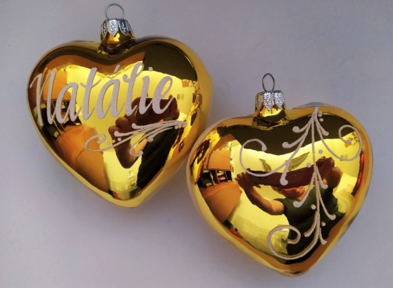 SRDCE VELKÉ ZLATÉ LESK, SKLENĚNÁ OZDOBA, BÍLÝ DEKOR