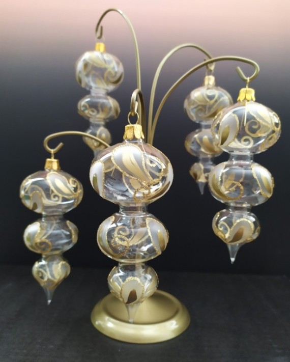 TROJKAPKA, ČIRÁ, MALOVANÝ ZLATÝ DEKOR