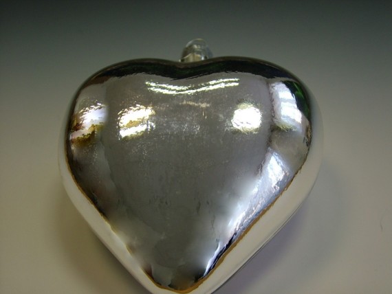 SRDCE VELKÉ, SKLENĚNÁ OZDOBA, STŘÍBRNÉ, BEZ DEKORU