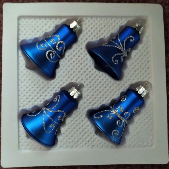 ZVONEK, SKLENĚNÁ VÁNOČNÍ OZDOBA, TM. MODRÝ, STŘÍBRNÝ DEKOR