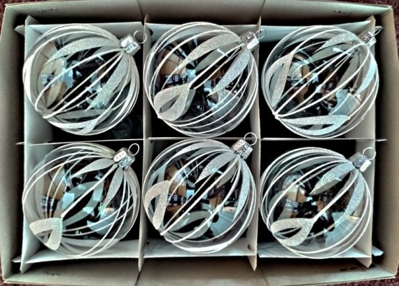 KOULE, SKLENĚNÁ VÁNOČNÍ OZDOBA, ČIRÁ, BÍLÝ DEKOR