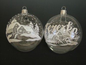 KOULE ČIRÁ, LESK, CHALOUPKA, BÍLÝ POSYP