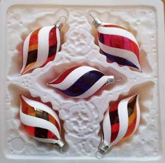 OLIVA, SKLENĚNÁ VÁNOČNÍ OZDOBA, PRŮHLEDNÁ, BAREVNÁ, RETRO DEKOR