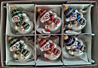 SNĚHULÁK S WALKMANEM, FORMA, BAREVNÝ, MAT, DEKOR