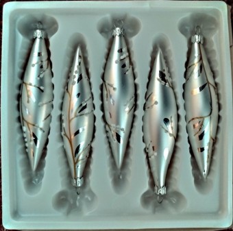 RAKETA, SKLENĚNÁ VÁNOČNÍ OZDOBA, BÍLÁ, VĚTVIČKOVÝ DEKOR