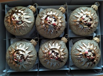 SLUNCE, FORMA, LESK/MAT, MALOVANÝ, SYPANÝ ZLATÝ DEKOR