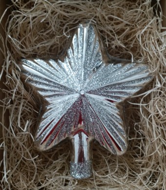 ŠPICE HVĚZDA, SKLENĚNÁ, FORMA, STŘÍBRNÁ, LESK, STŘÍBRNÝ DEKOR, ŠATON