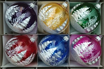 KOULE, skleněná vánoční ozdoba, průhledná, barva ass, lesk, bílostříbrný dekor stromů